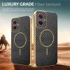 Phonesta Luxury Carbon Fiber Back Cover hoesje met MagSafe voor Motorola Moto G55 - Zwart 4